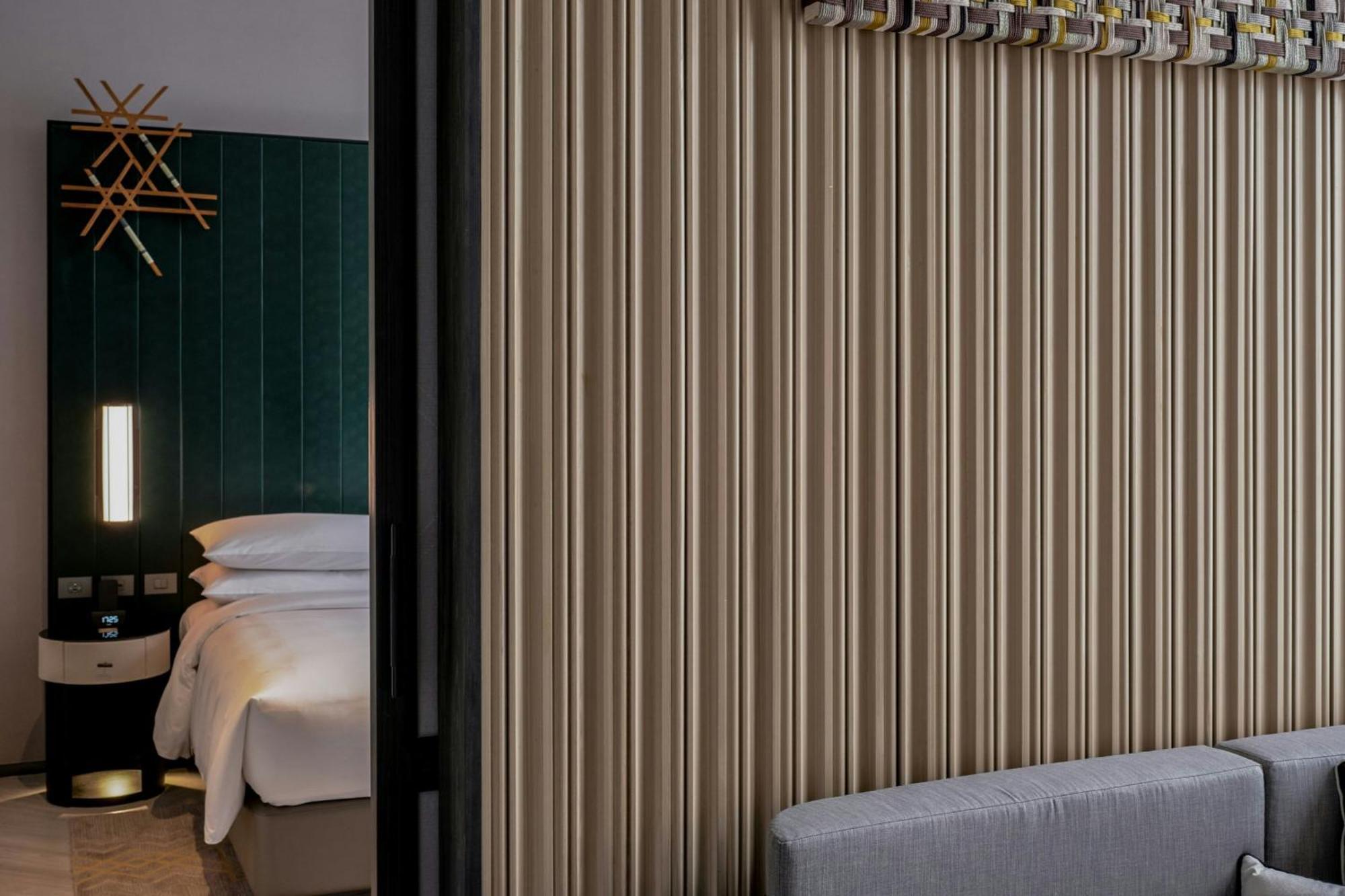 Madi Paidi Bangkok, Autograph Collection Hotell Exteriör bild